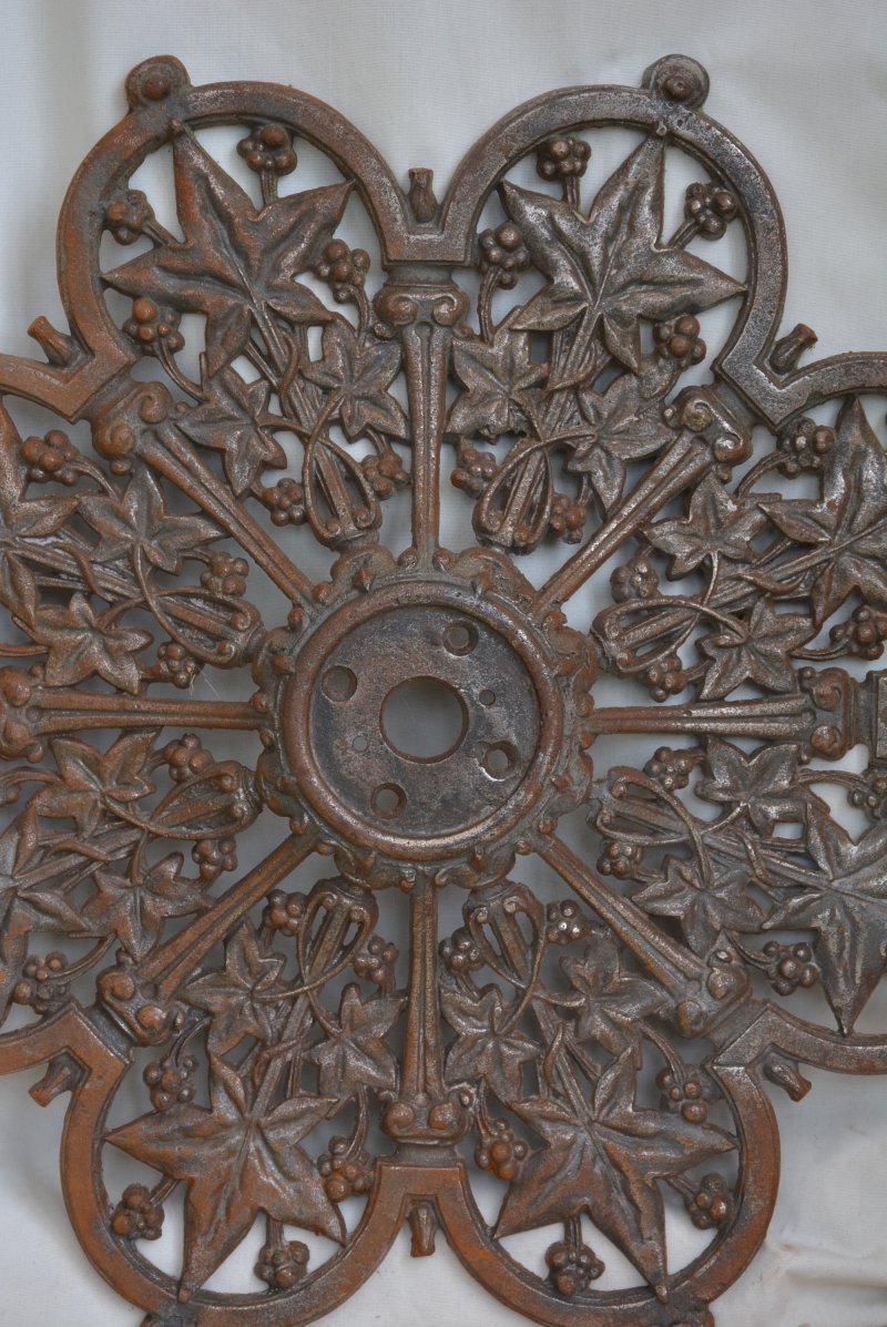 Antique Victorian Cast Iron Ceiling Rose, Ivy Leaf Design - Image 5